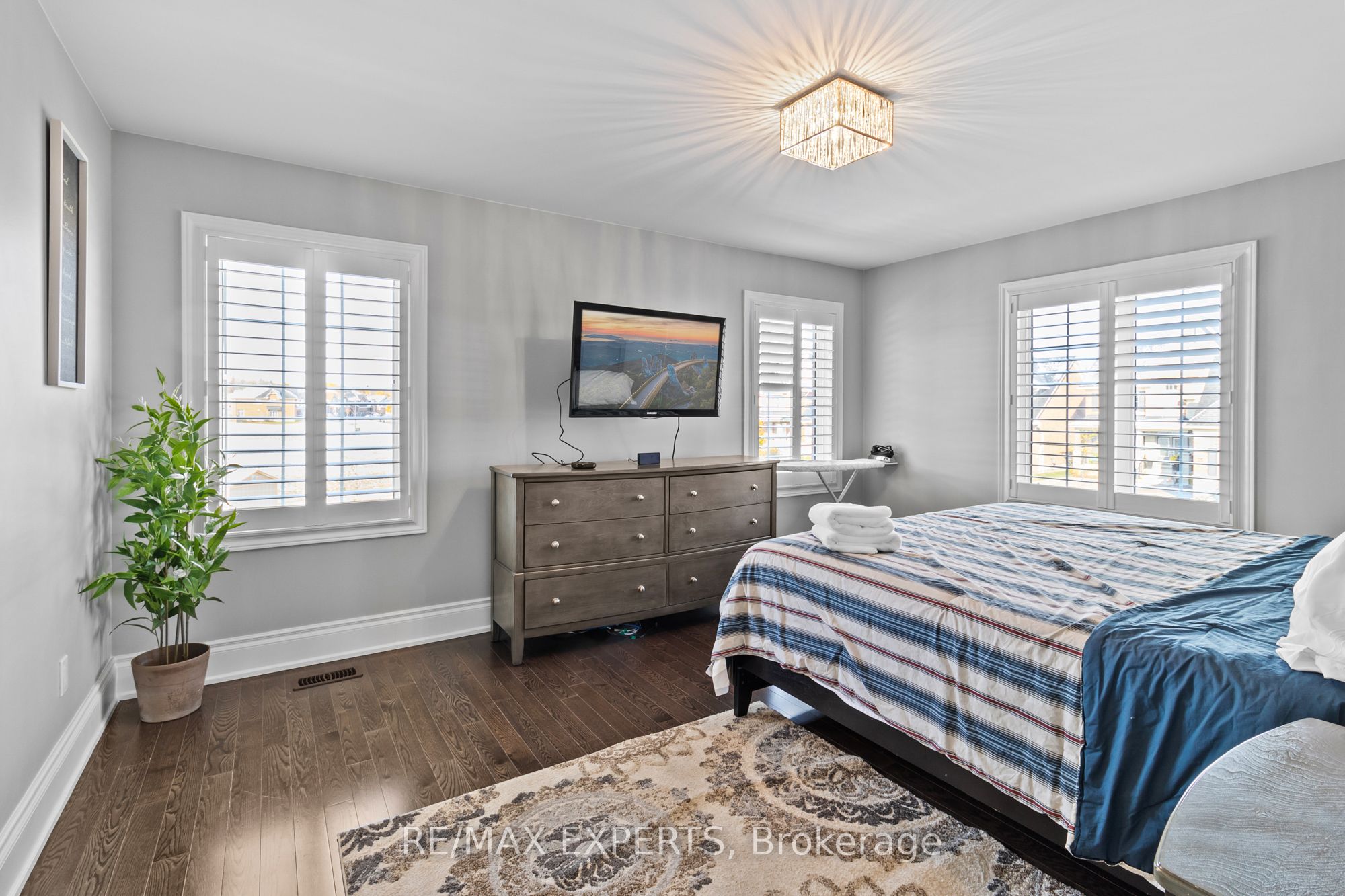 22 Travers Gate Property Photo 19