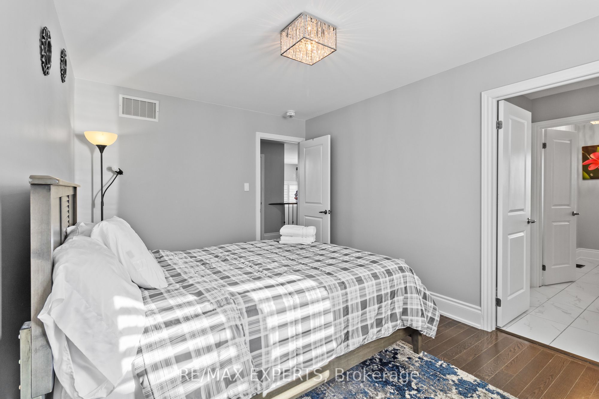 22 Travers Gate Property Photo 23