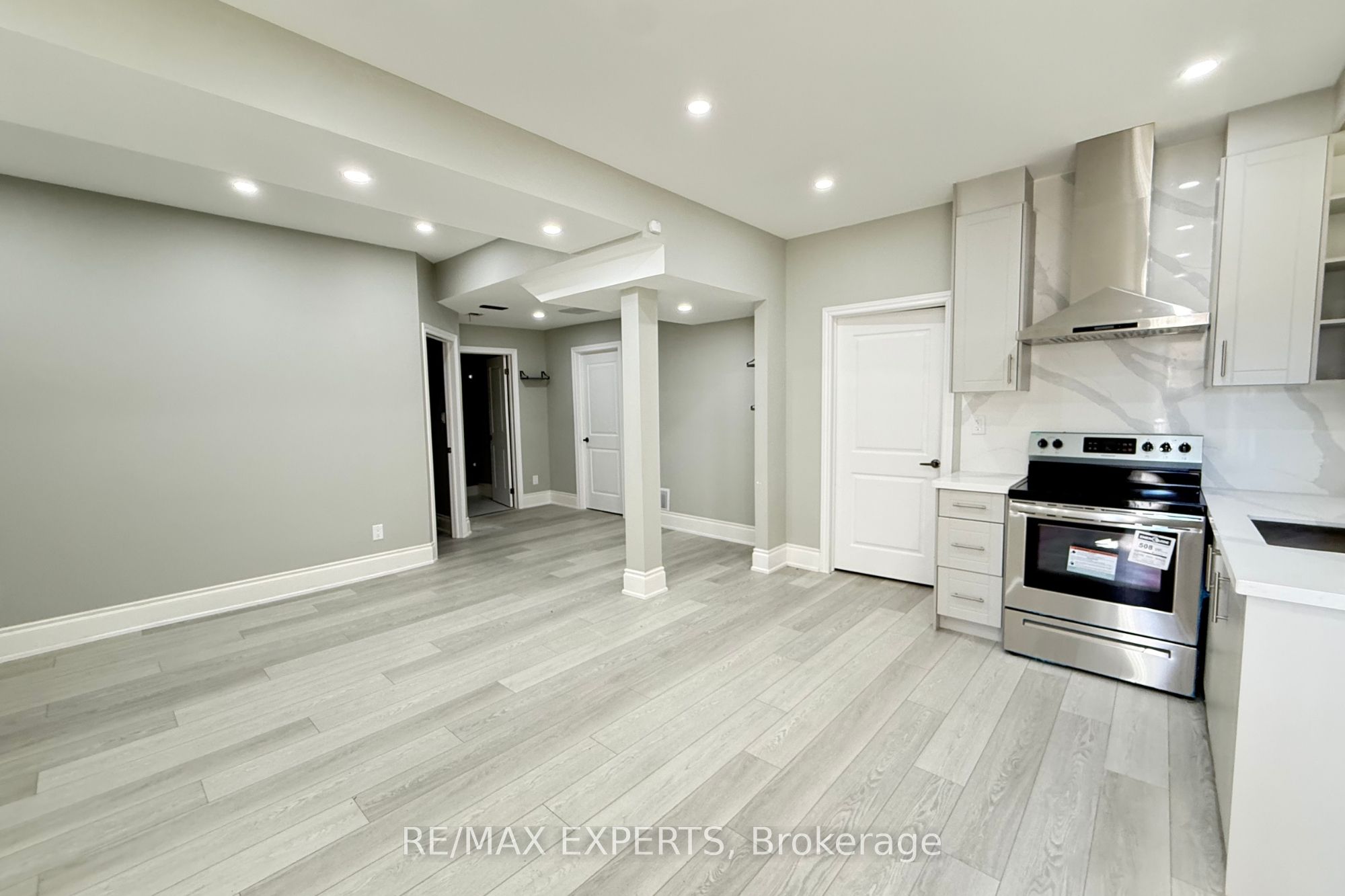 22 Travers Gate Property Photo 29