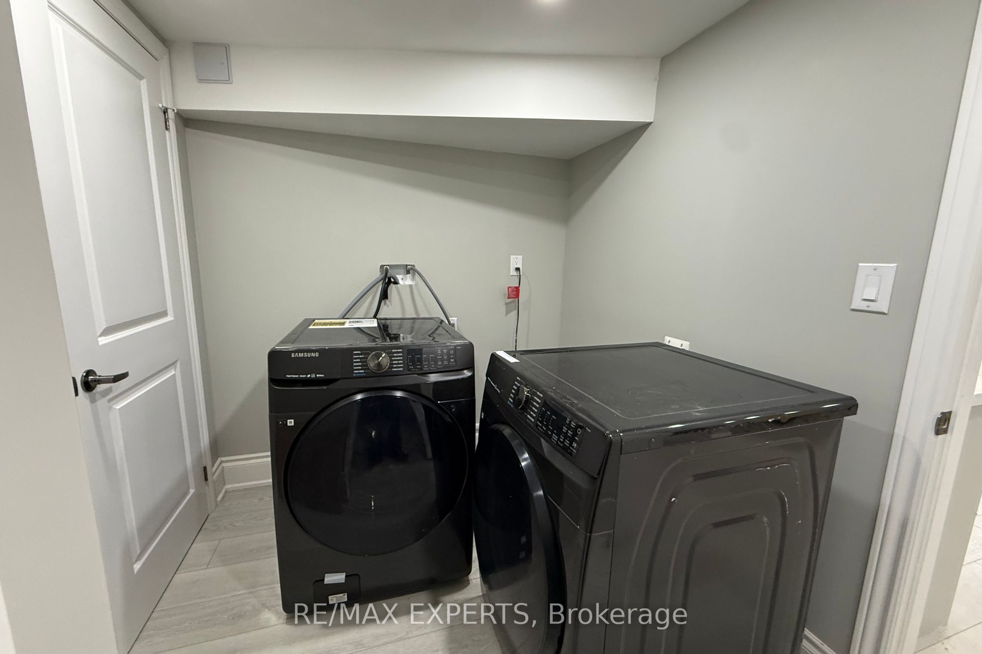 22 Travers Gate Property Photo 31