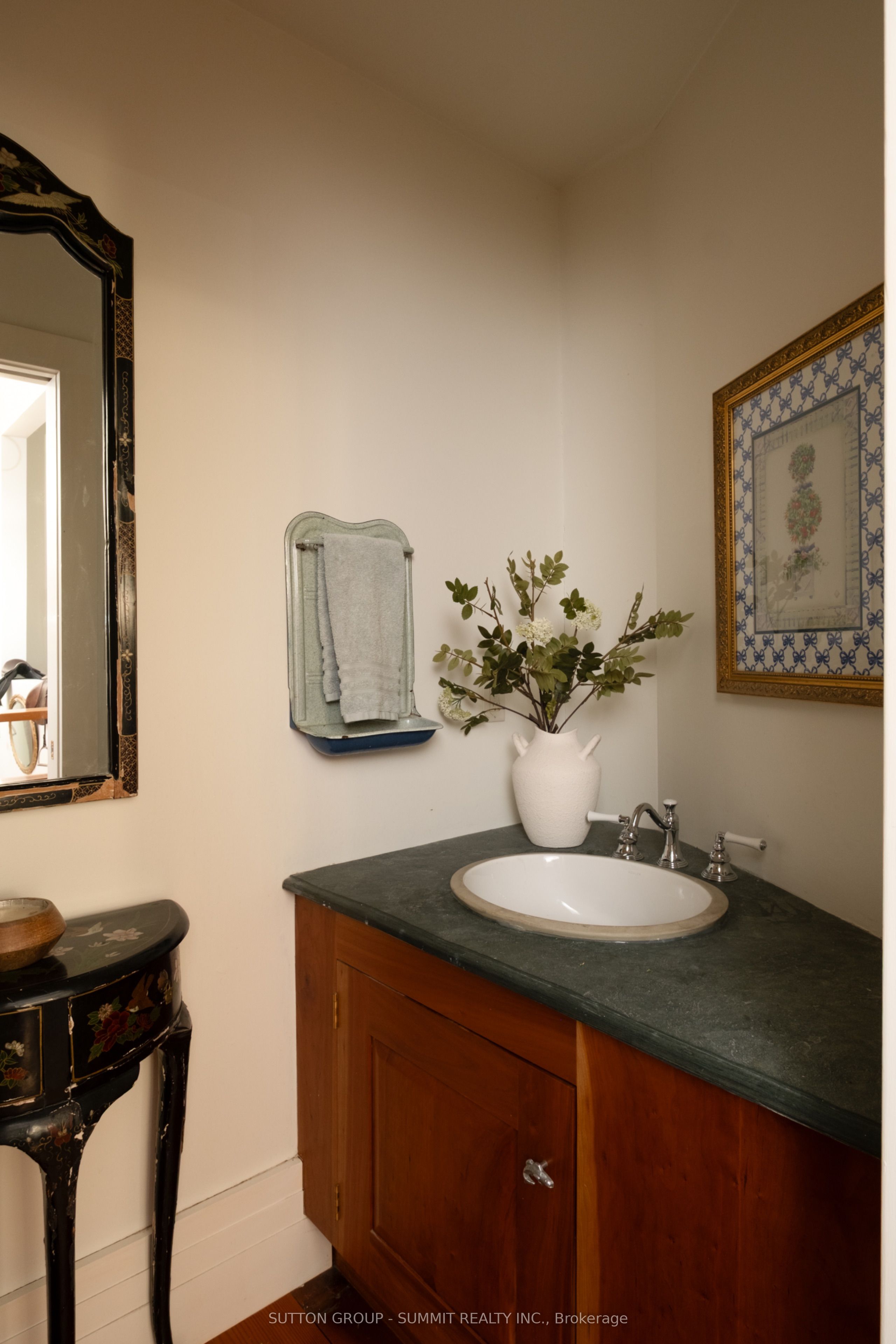 1198 Tiny Beaches Road N Property Photo 16
