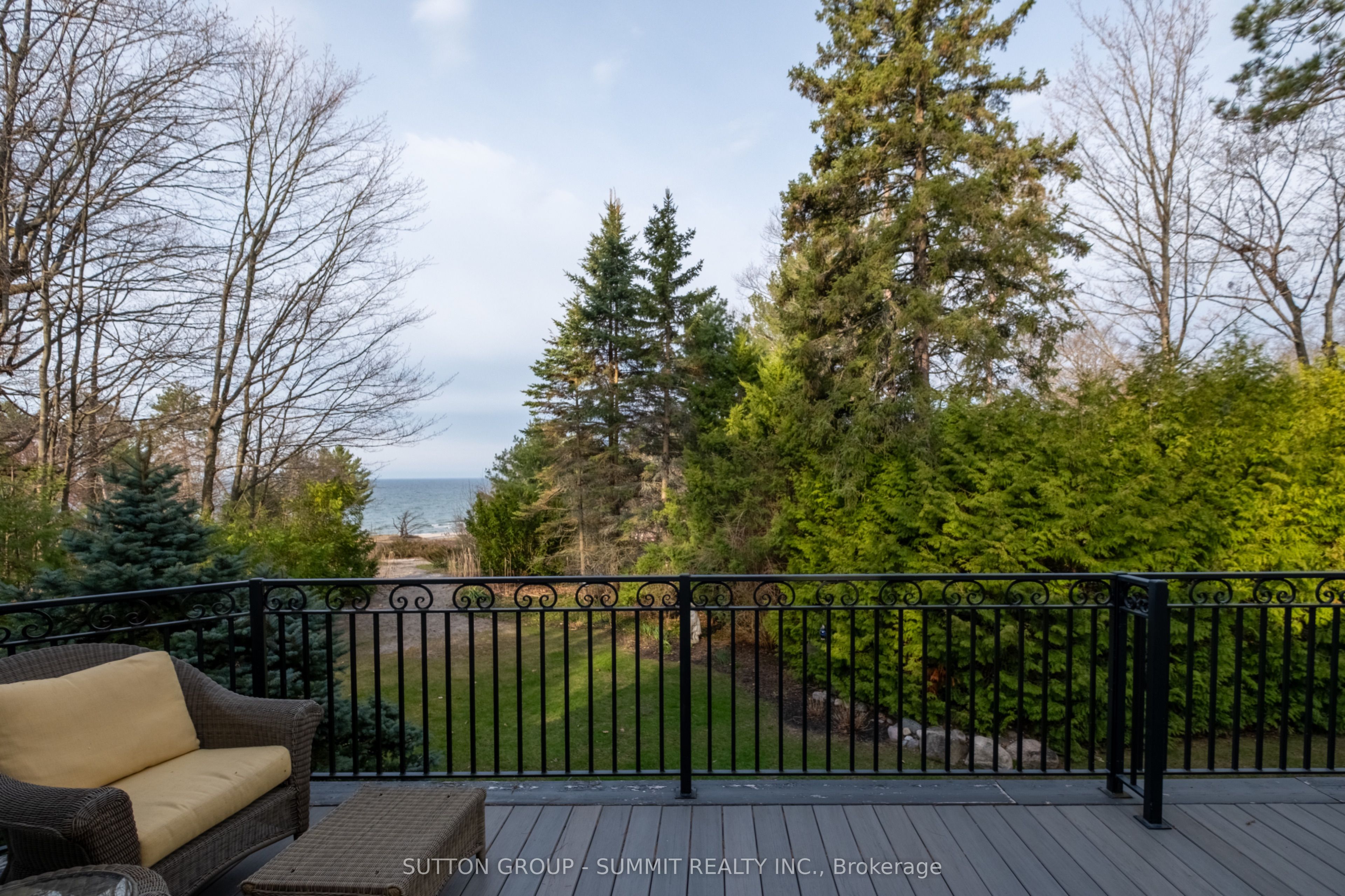 1198 Tiny Beaches Road N Property Photo 31