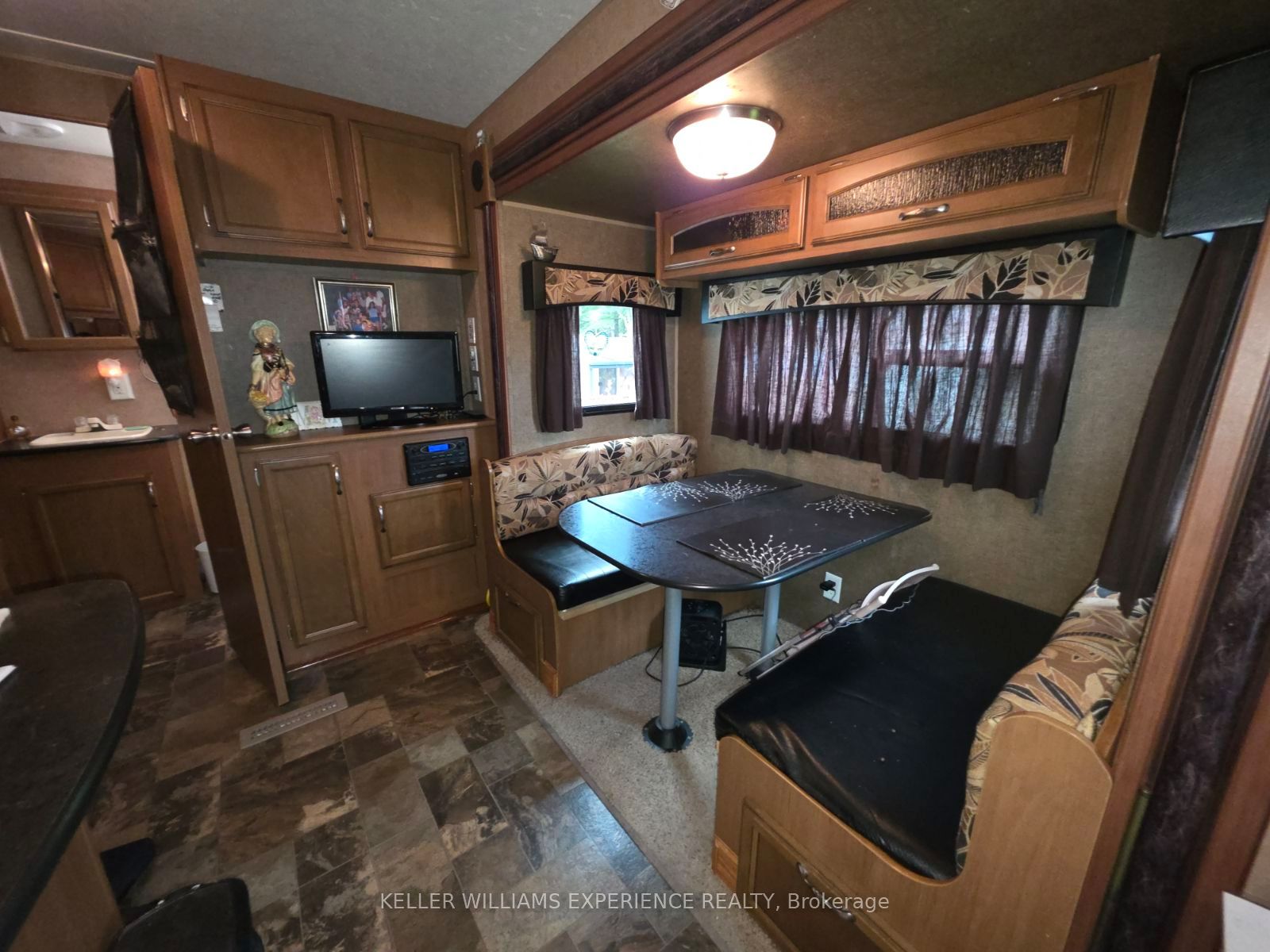 5216 County 90 Road 65 Property Photo 2