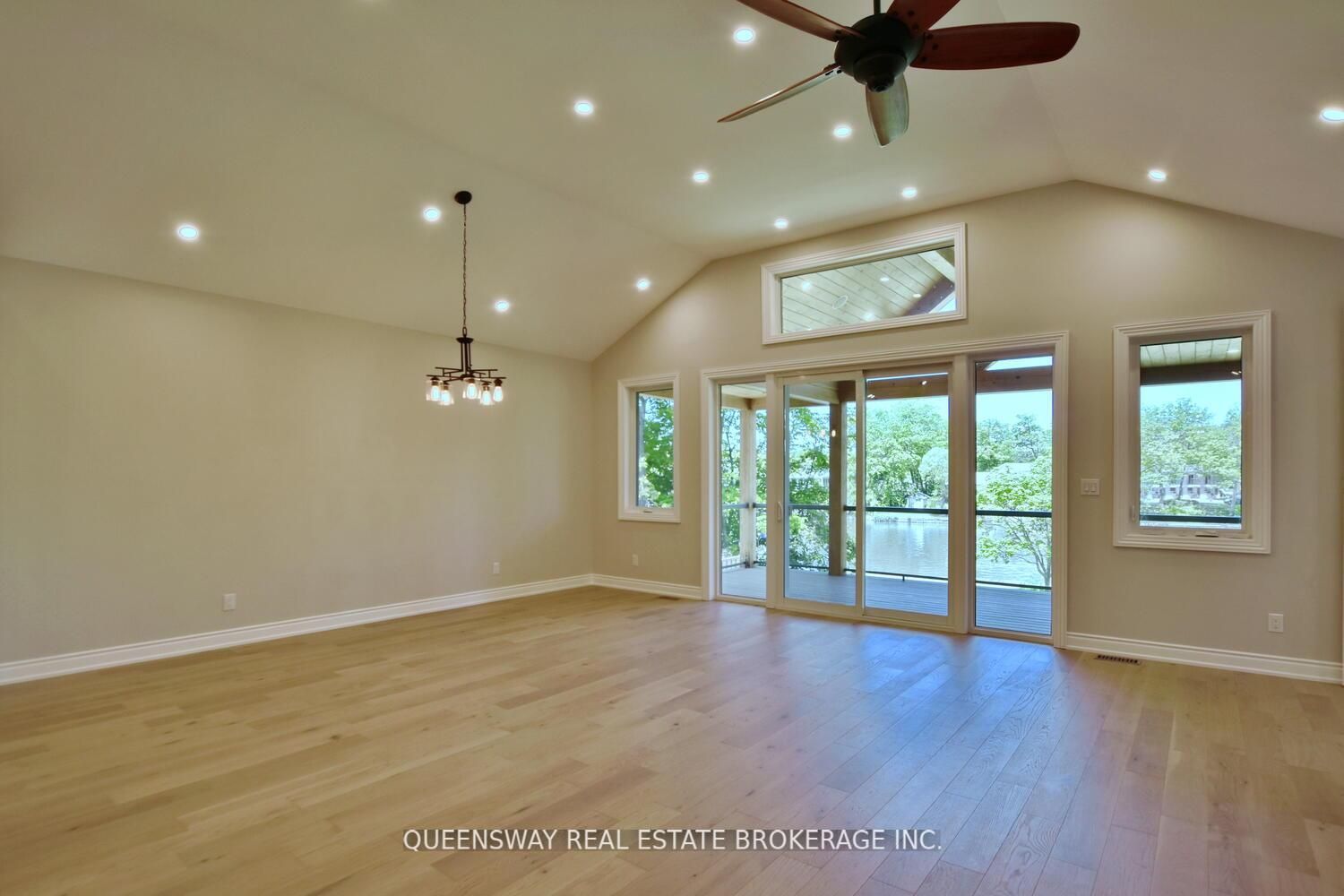 1852 River Road W Property Photo 11