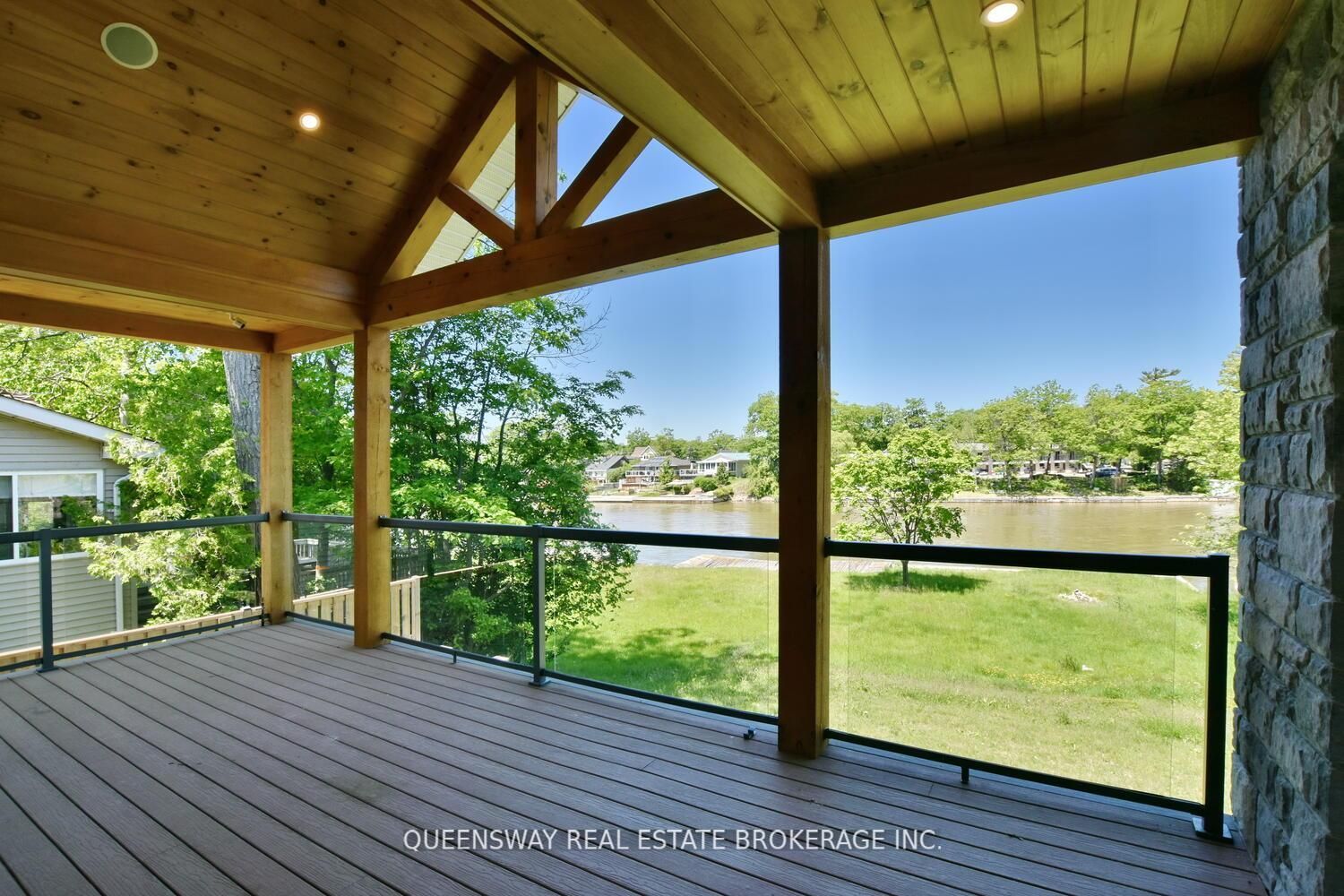 1852 River Road W Property Photo 13