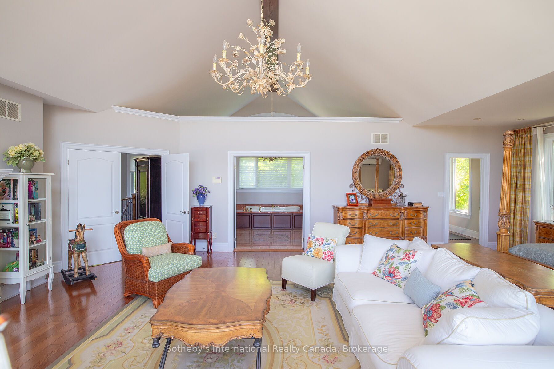 2533 Ridge Road W Property Photo 24