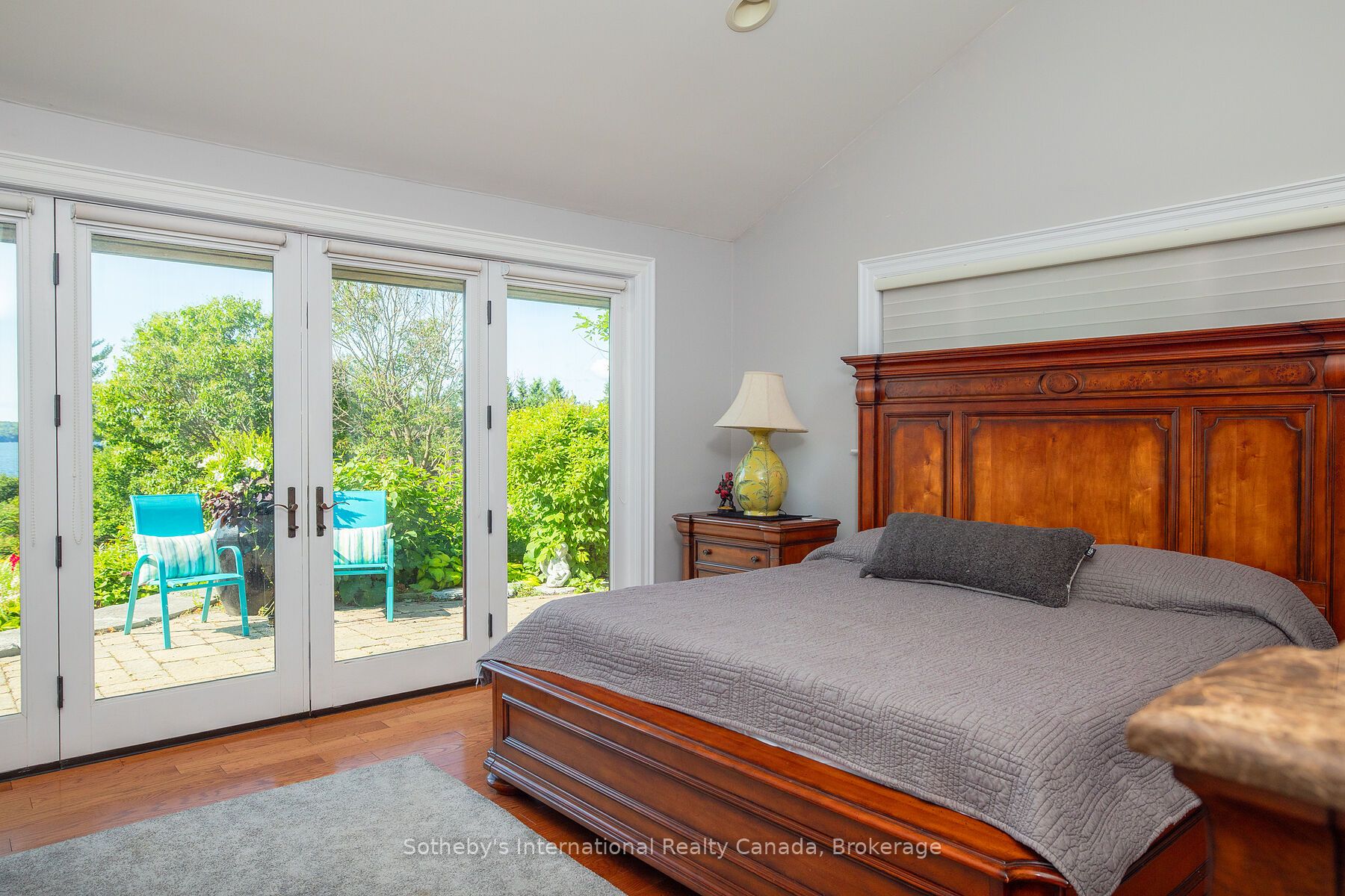 2533 Ridge Road W Property Photo 25