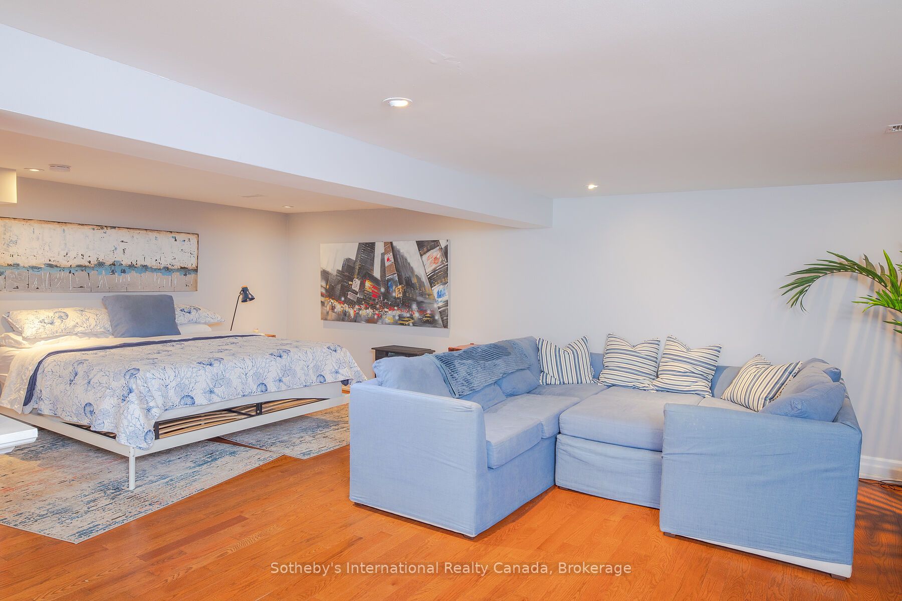 2533 Ridge Road W Property Photo 31