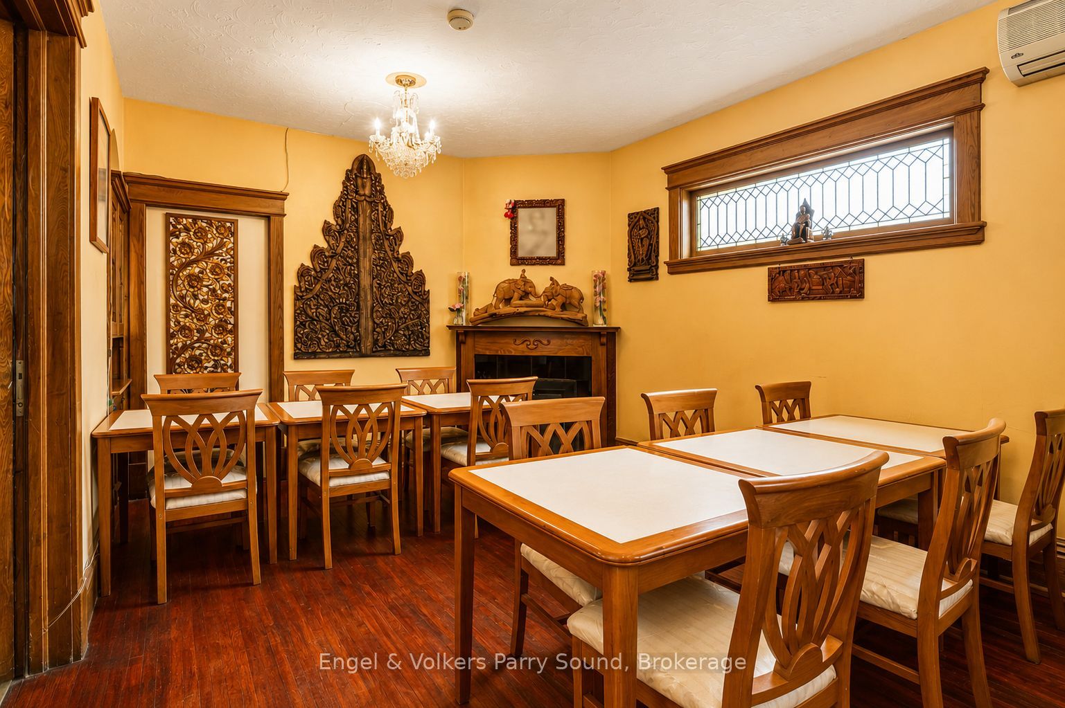 168 Dunlop Street E Property Photo 13