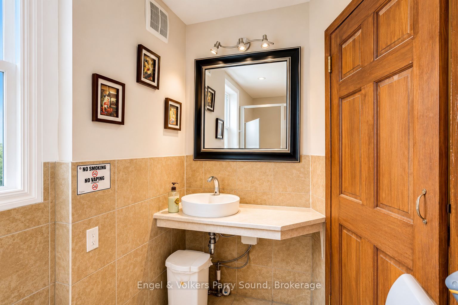 168 Dunlop Street E Property Photo 17