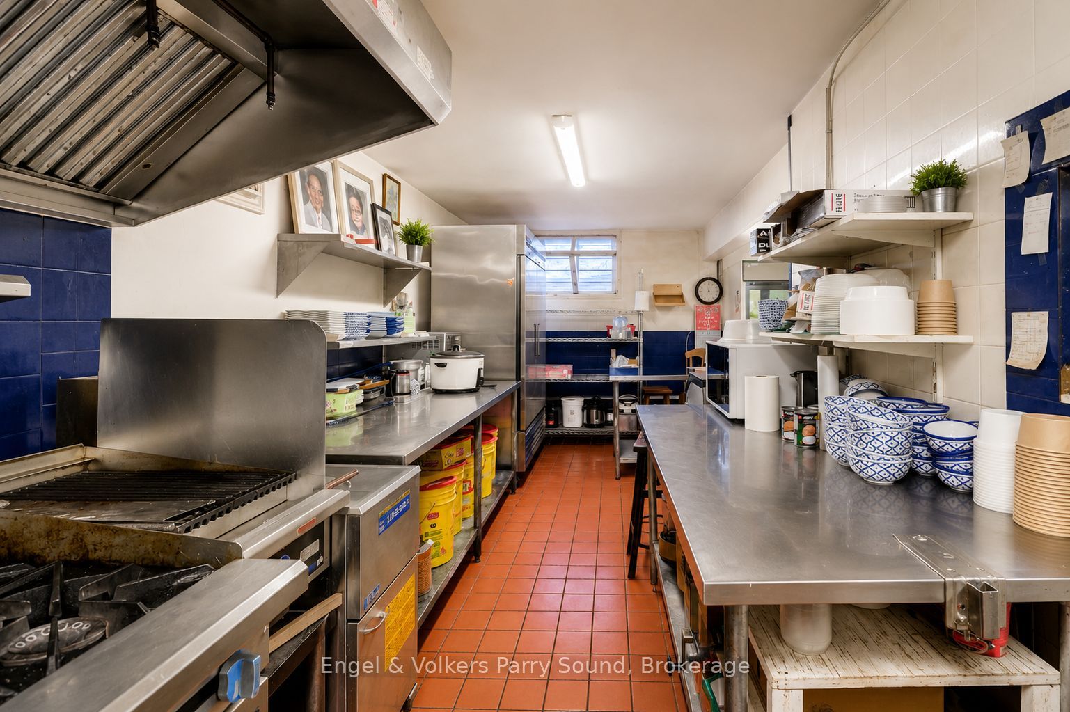 168 Dunlop Street E Property Photo 22