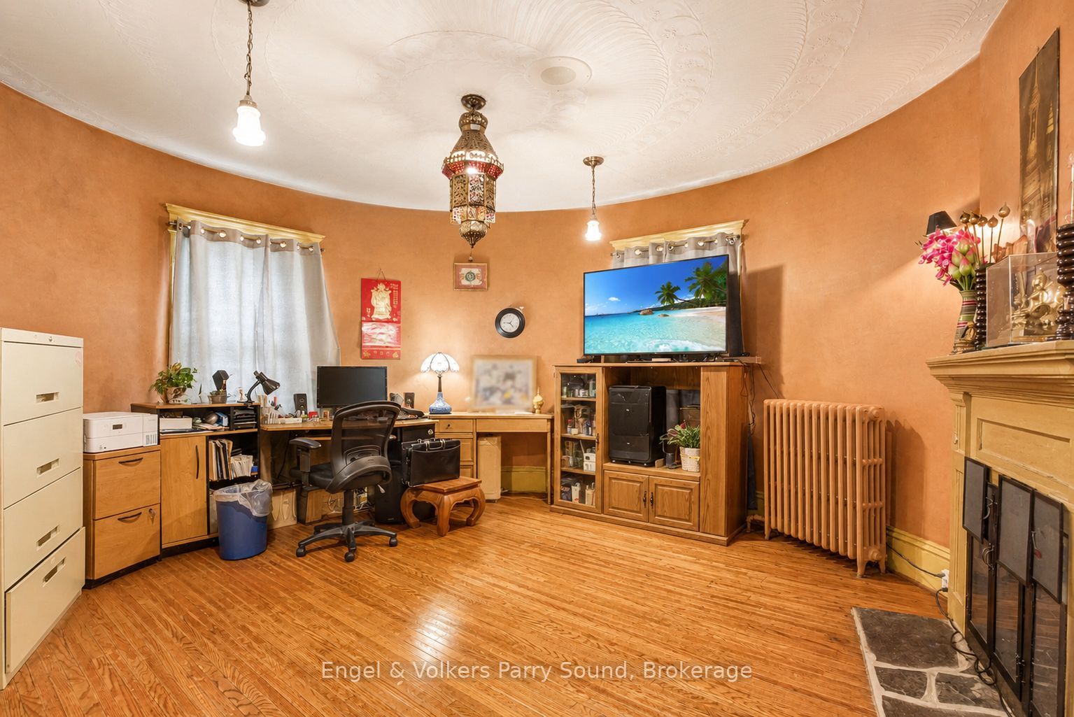 168 Dunlop Street E Property Photo 25