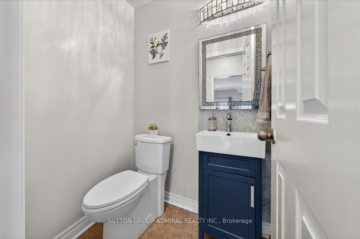 6 White Crescent Property Photo 12
