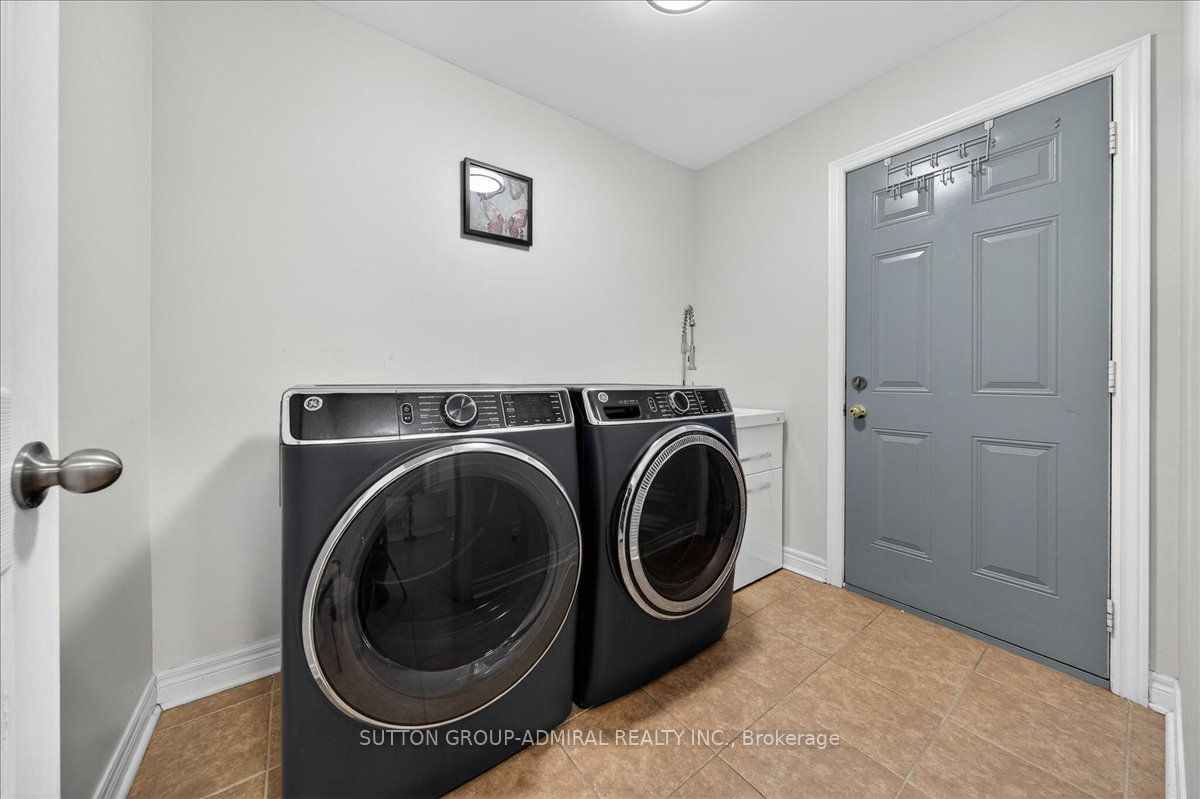 6 White Crescent Property Photo 13