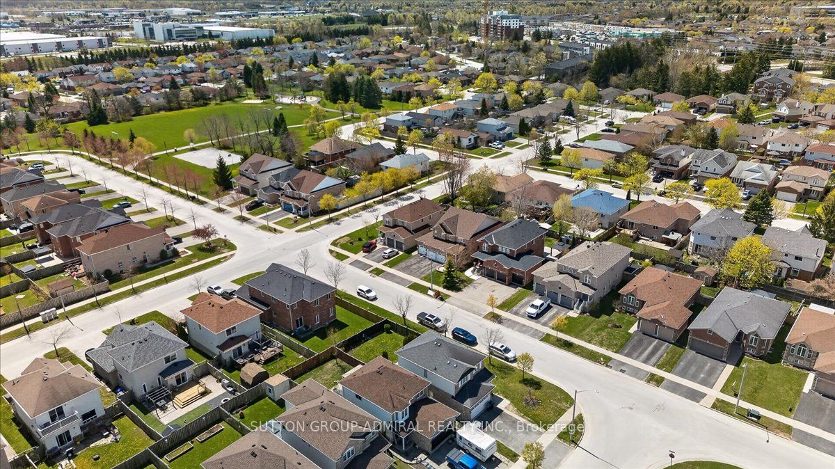 6 White Crescent Property Photo 38