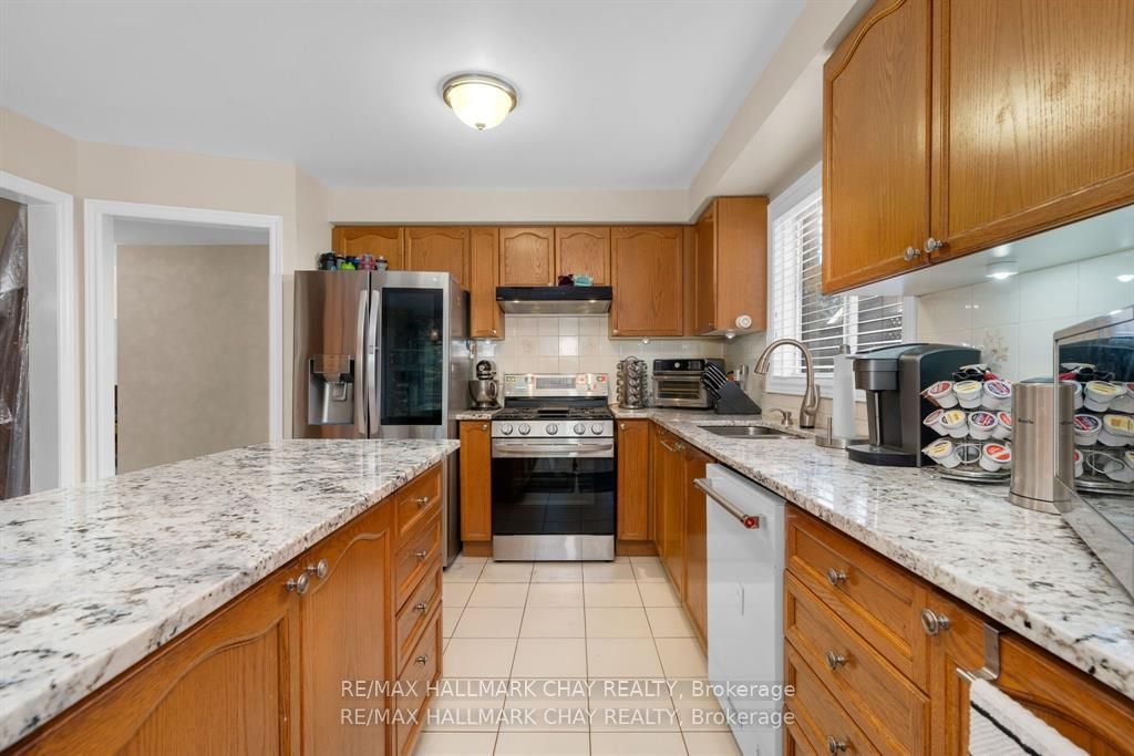 82 Bishop Drive Property Photo 4