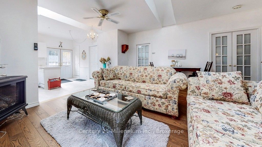 19 Hastings Avenue Property Photo 14