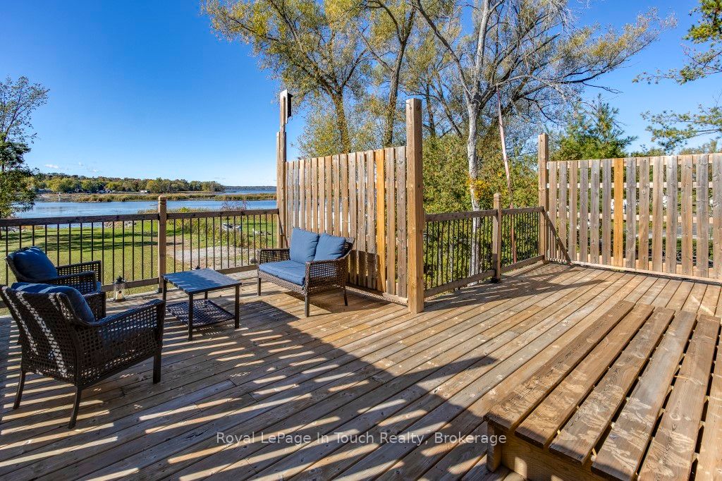 142 Duck Bay Road Property Photo 1