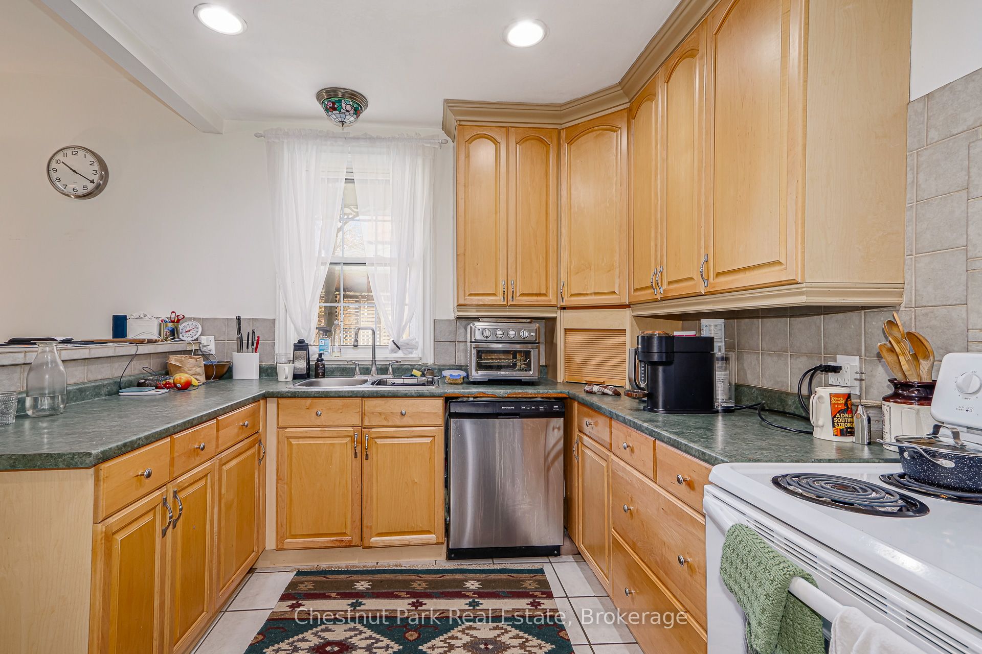 537 Ste Marie Street Property Photo 11