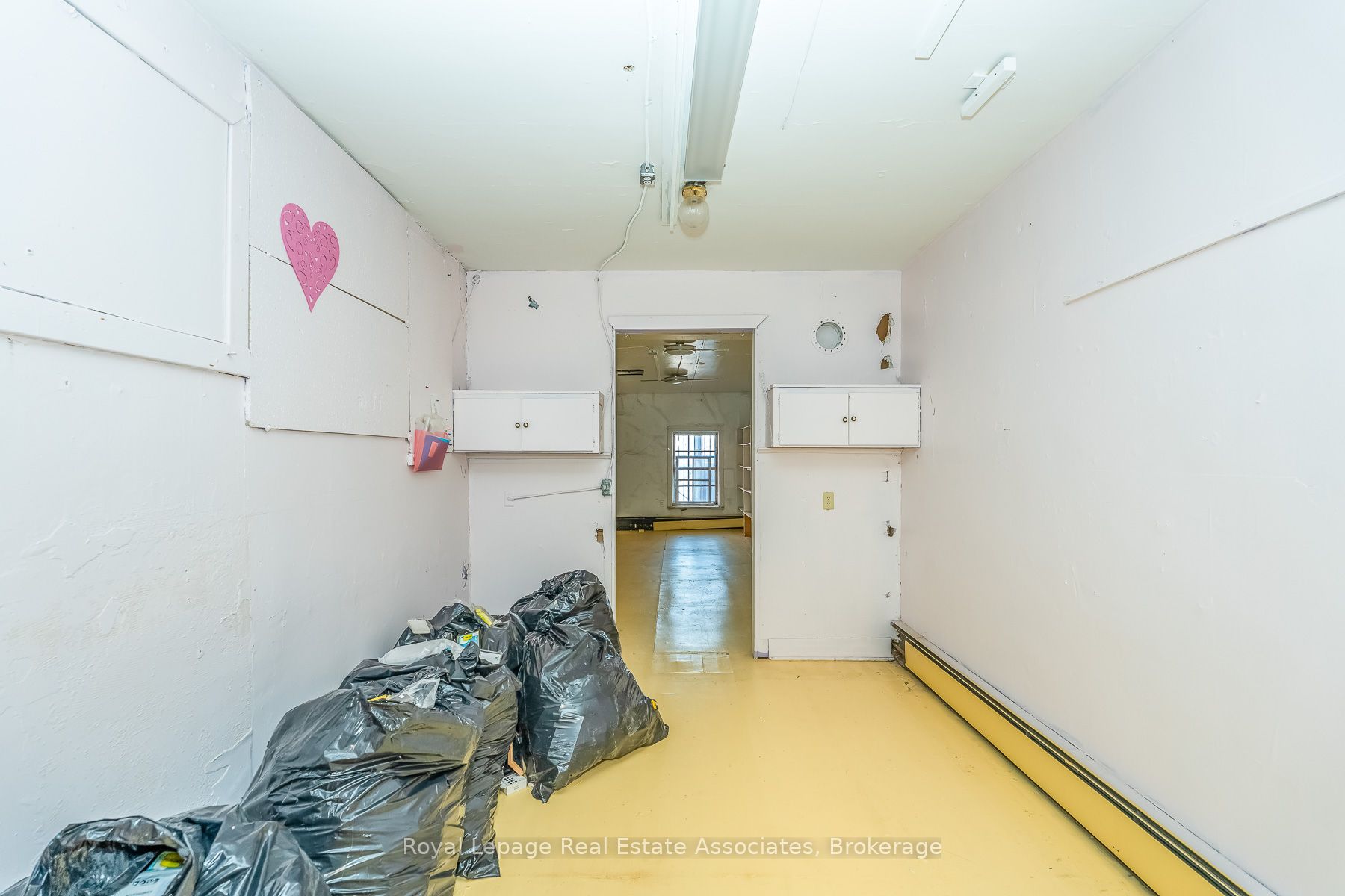 133 Dunlop Street E Property Photo 12