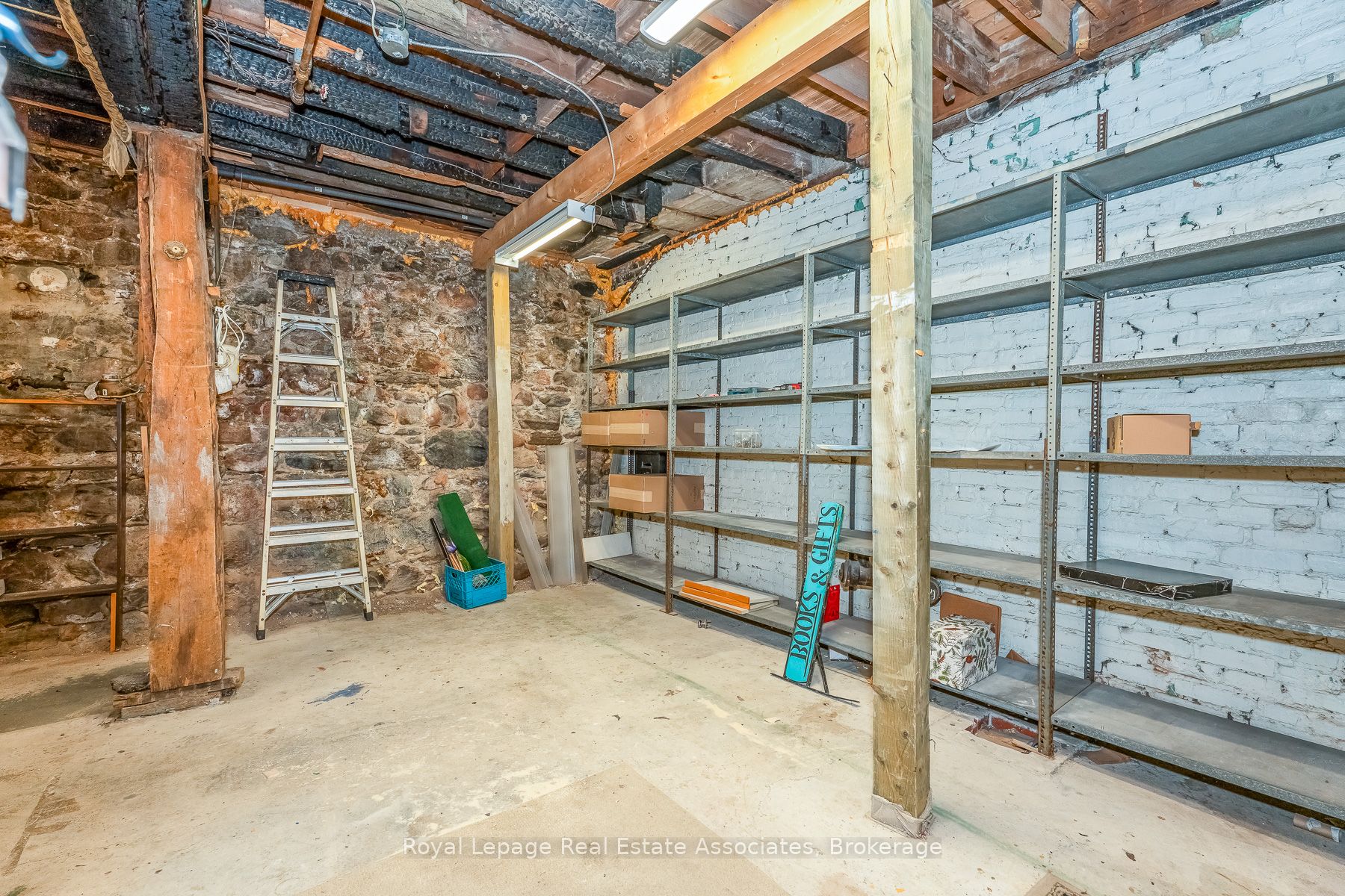 133 Dunlop Street E Property Photo 41