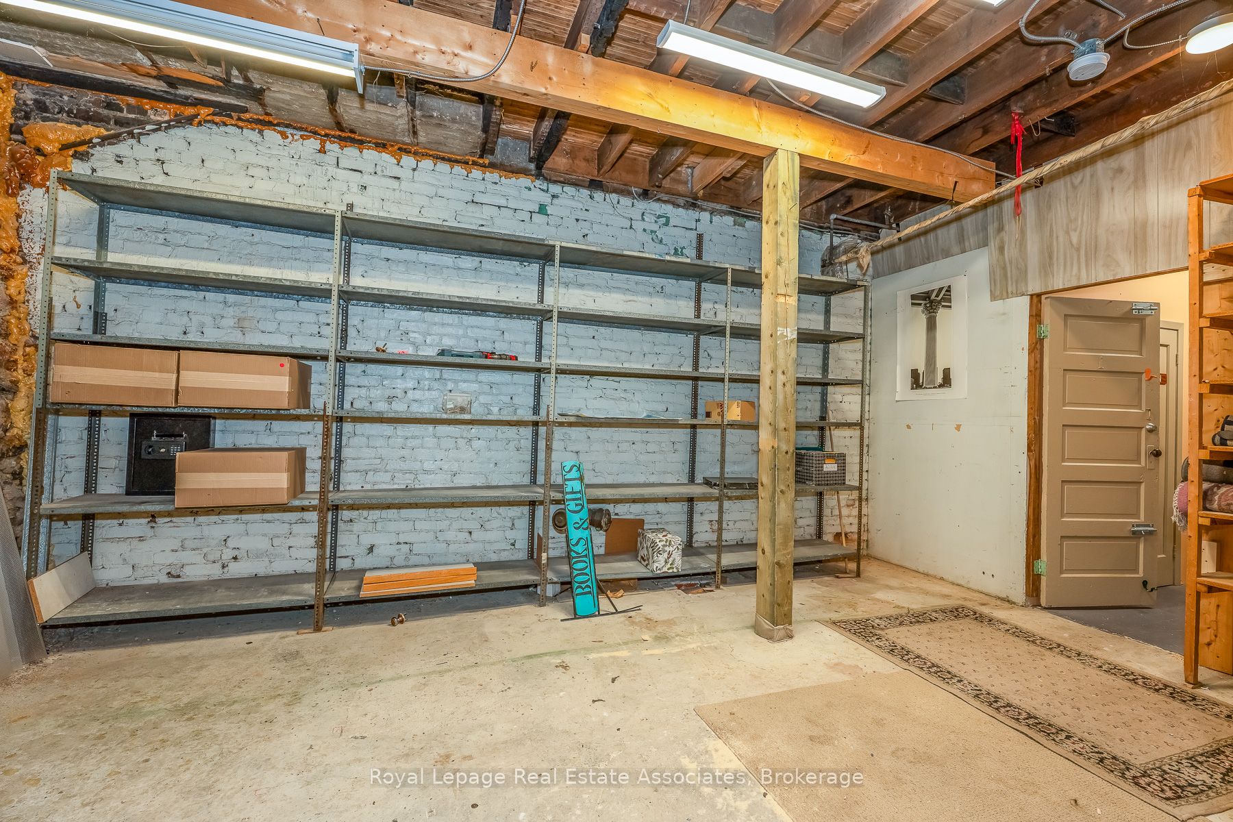 133 Dunlop Street E Property Photo 43