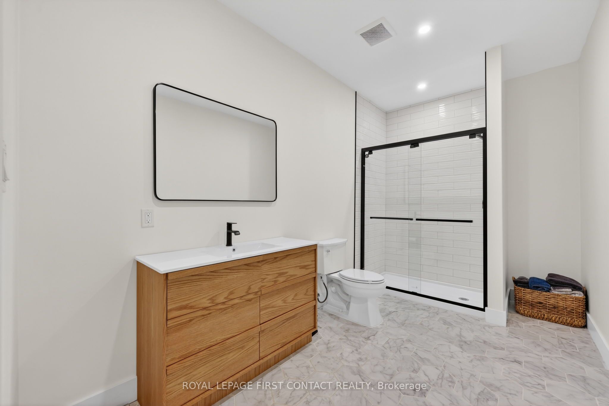 144 Arlynn Crescent Property Photo 31