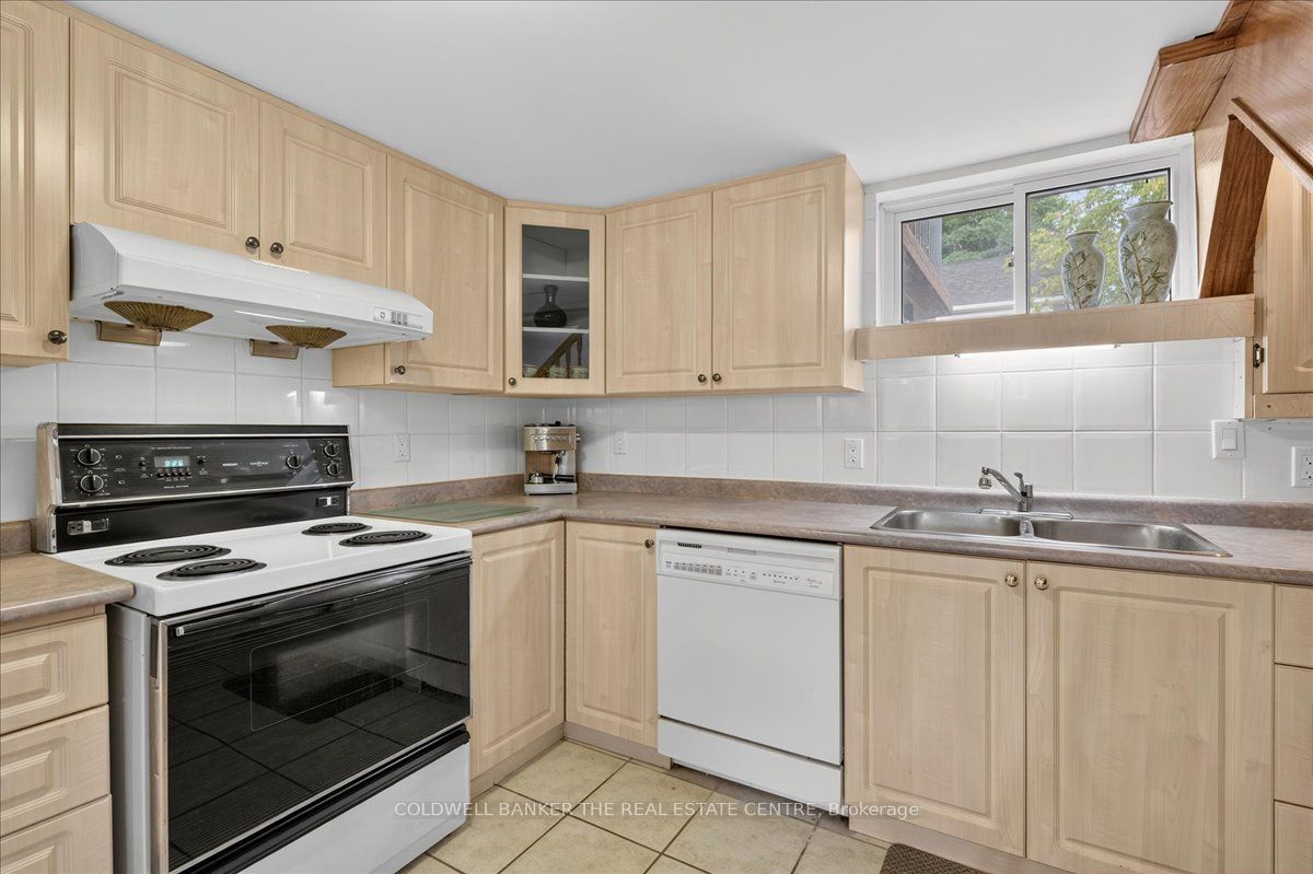 44 Glenwood Drive Property Photo 32