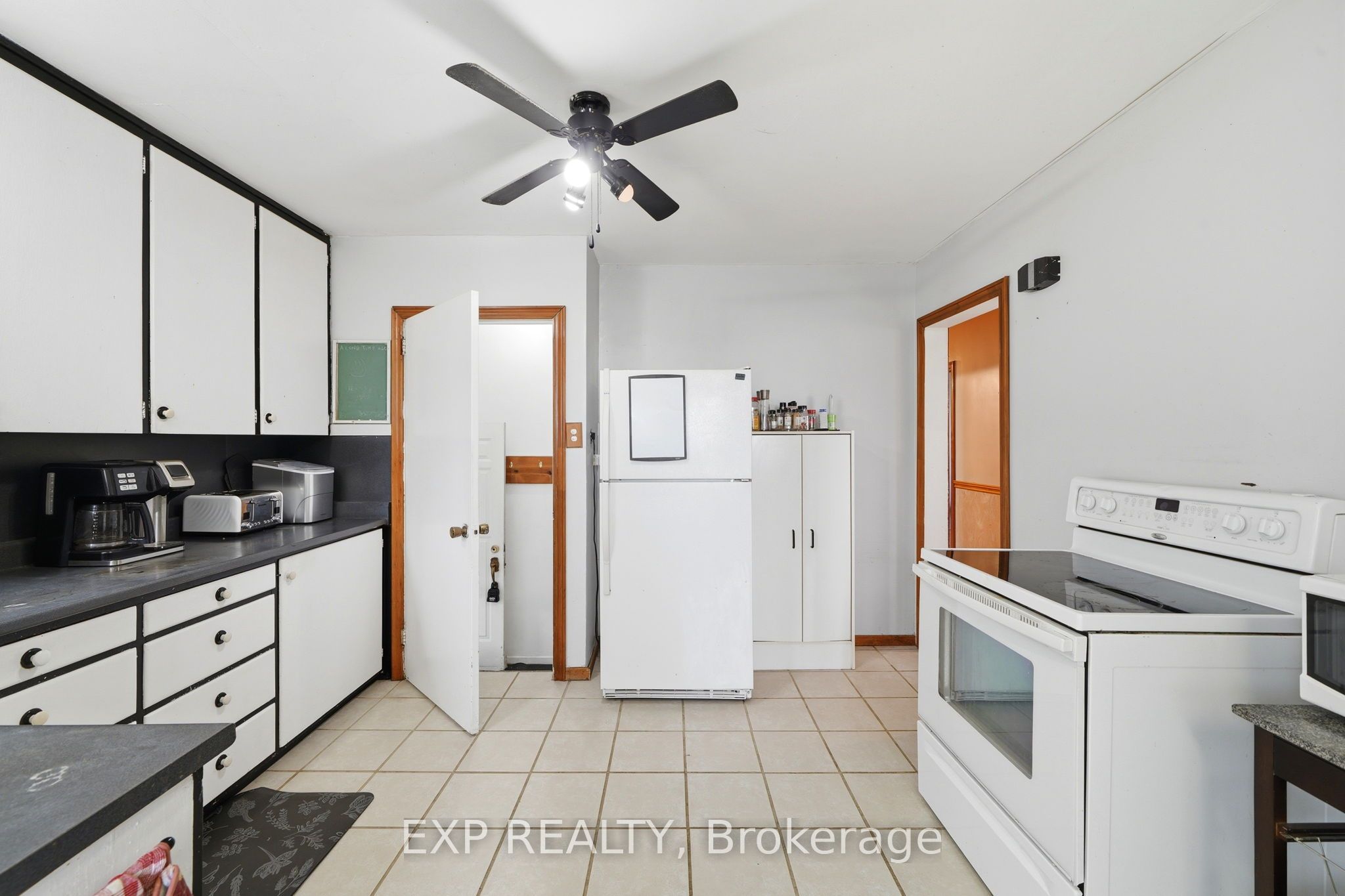 4142 Stewarts Lane Property Photo 16