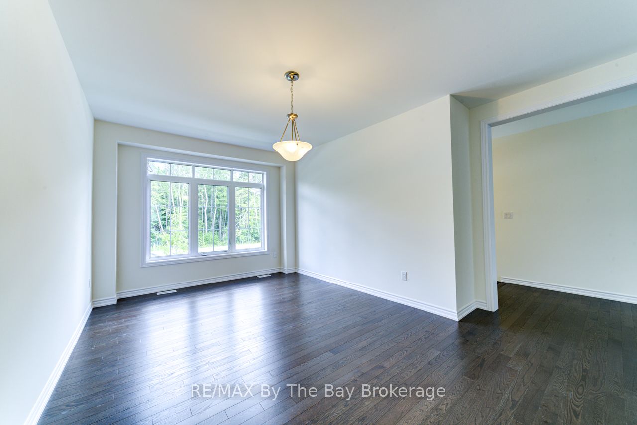 174 Mapleside Drive Property Photo 4