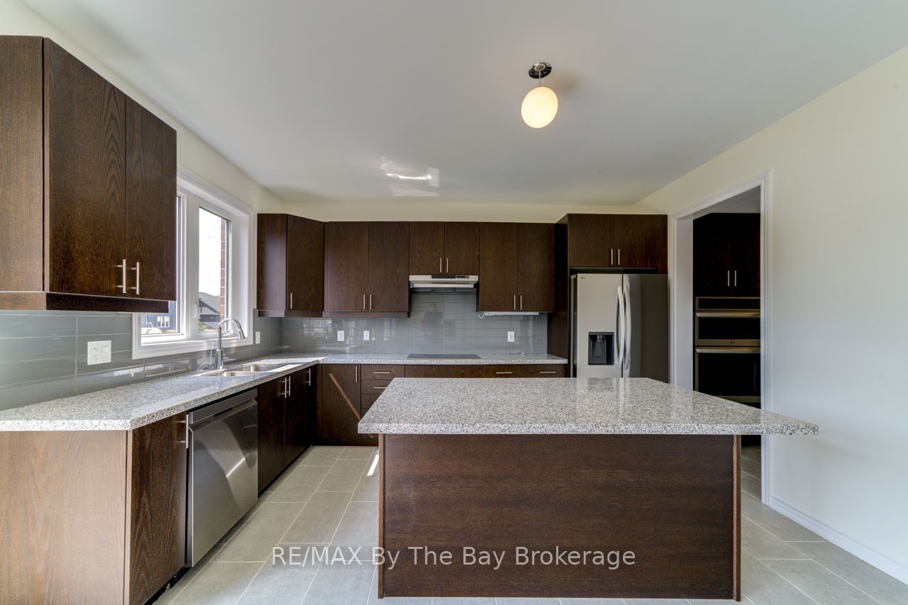 174 Mapleside Drive Property Photo 8