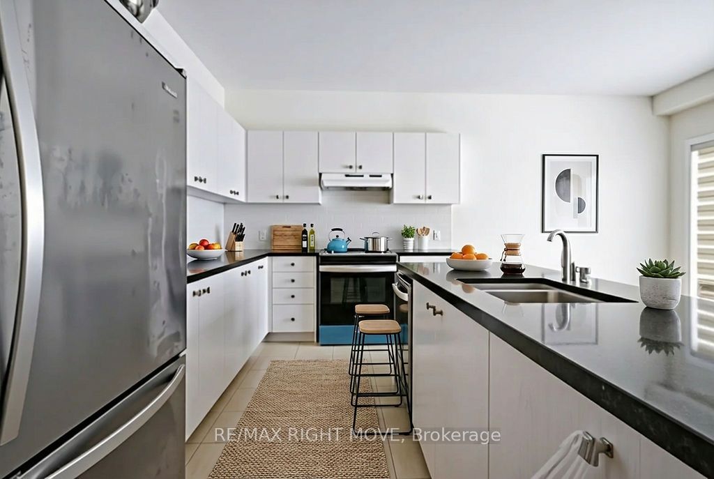 90 Atlantis Drive Property Photo 5
