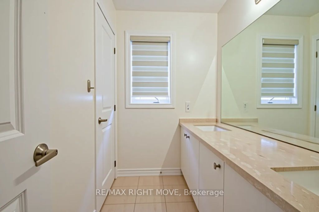 90 Atlantis Drive Property Photo 18