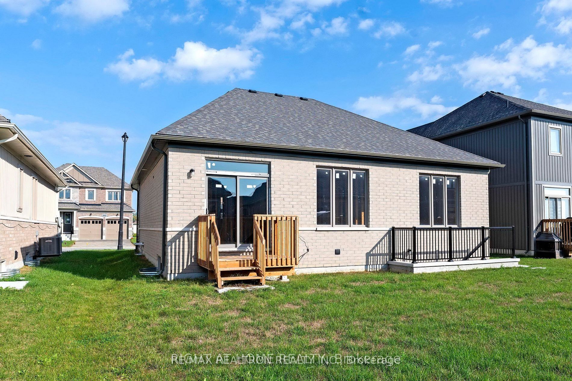 265 Wilcox Drive Property Photo 9