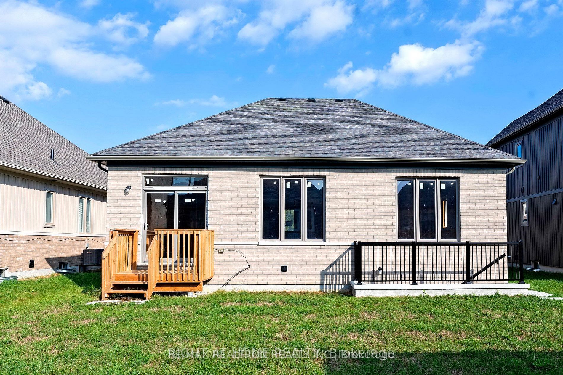 265 Wilcox Drive Property Photo 11