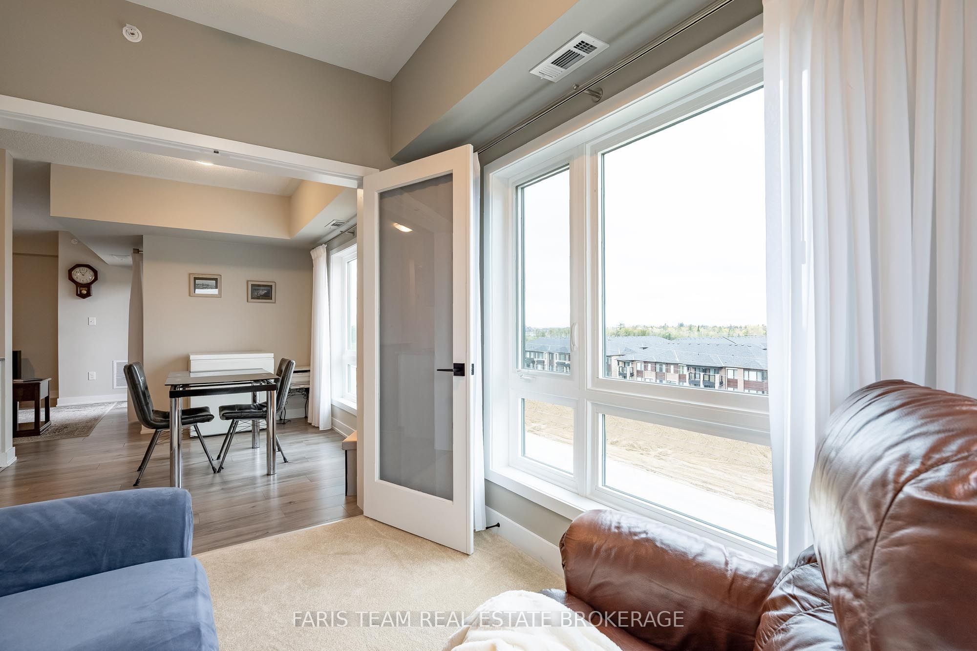 4 Spice Way 402 Property Photo 17