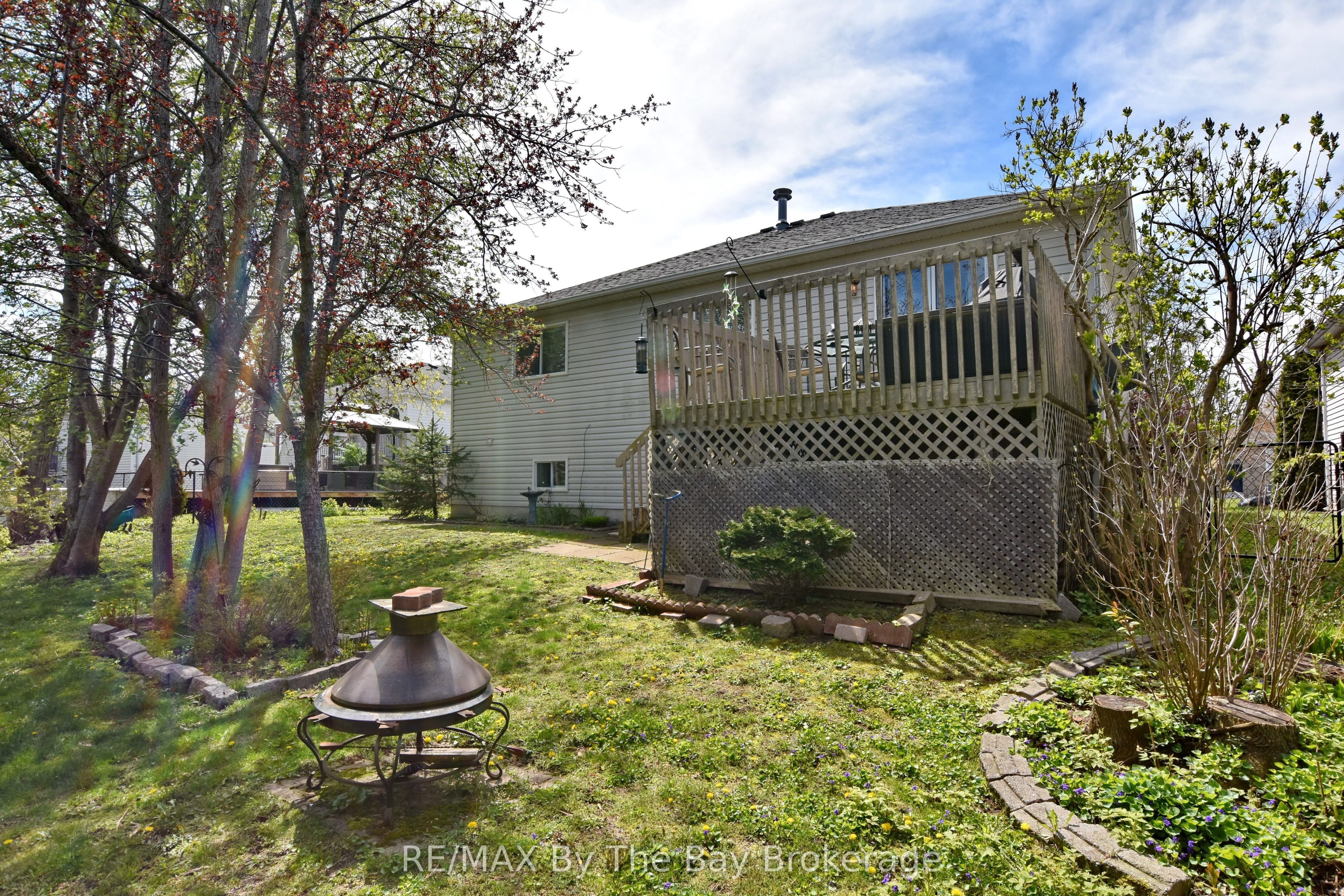 17 Acorn Crescent Property Photo 9