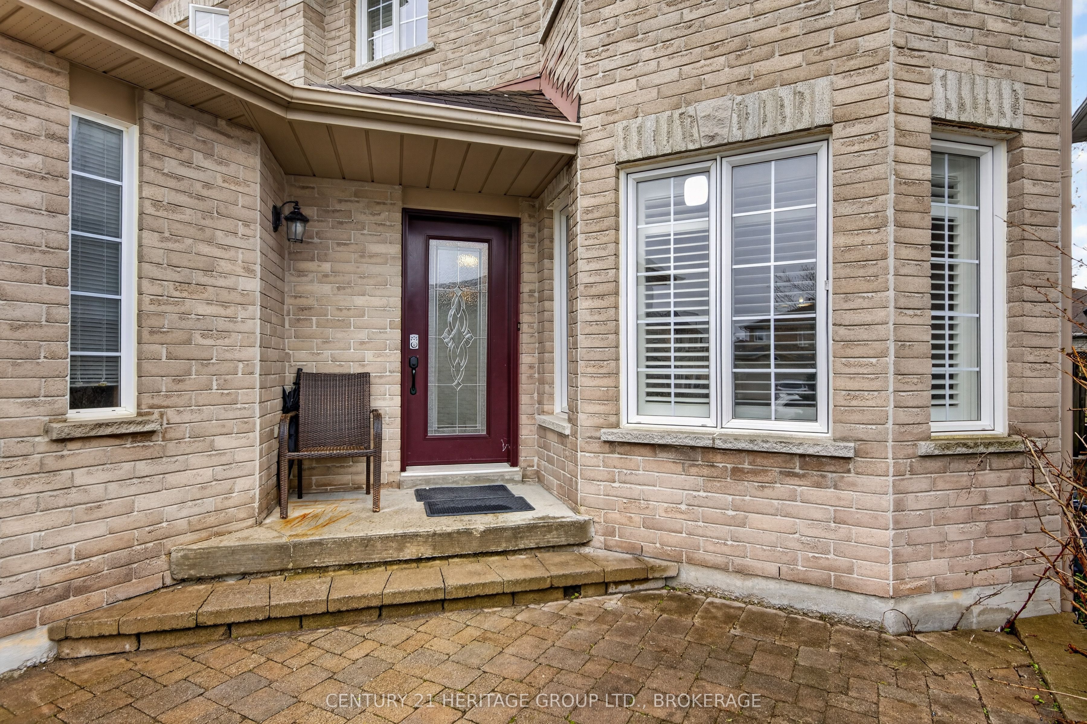 30 Lang Drive Property Photo 4