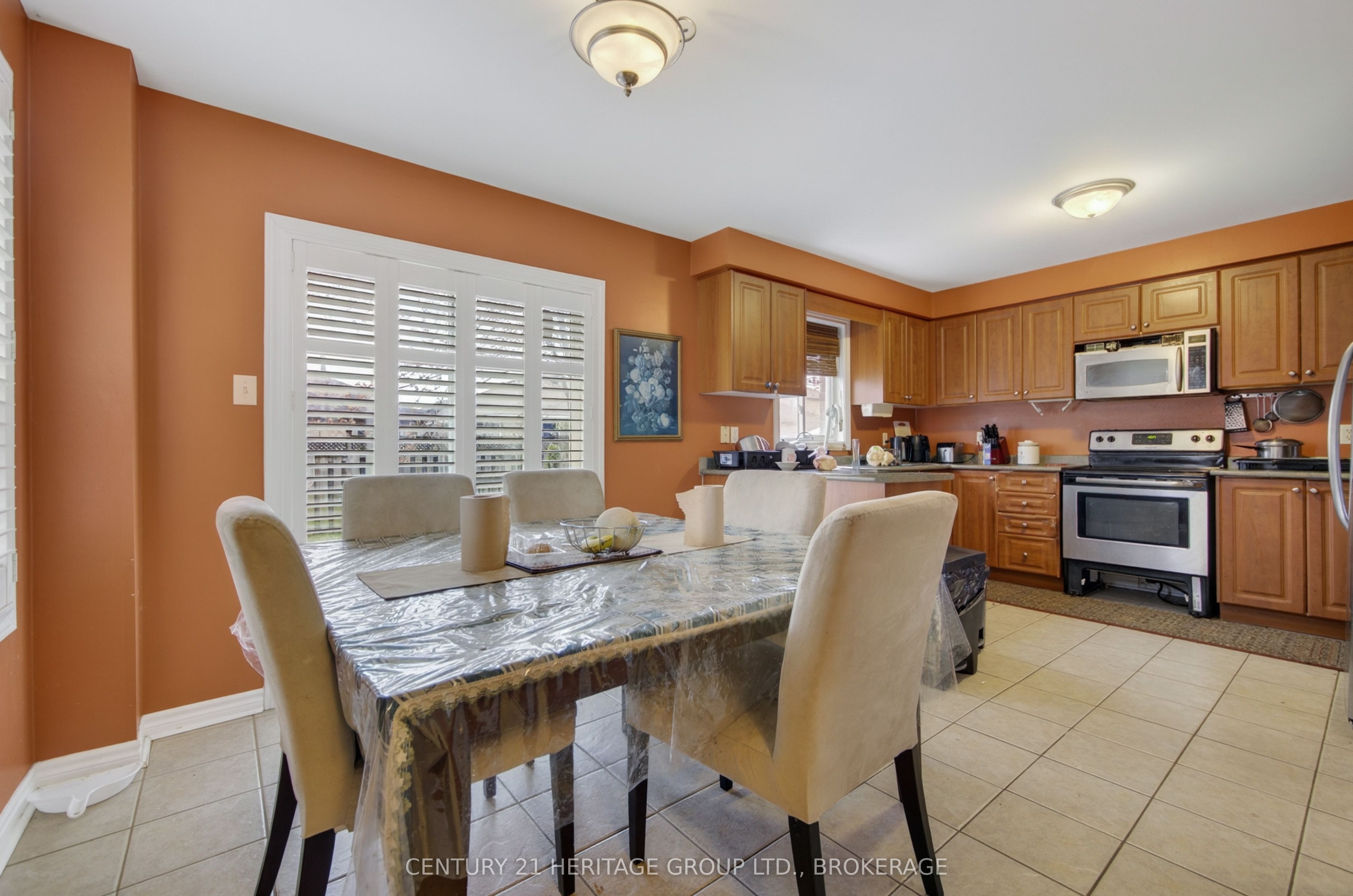 30 Lang Drive Property Photo 14