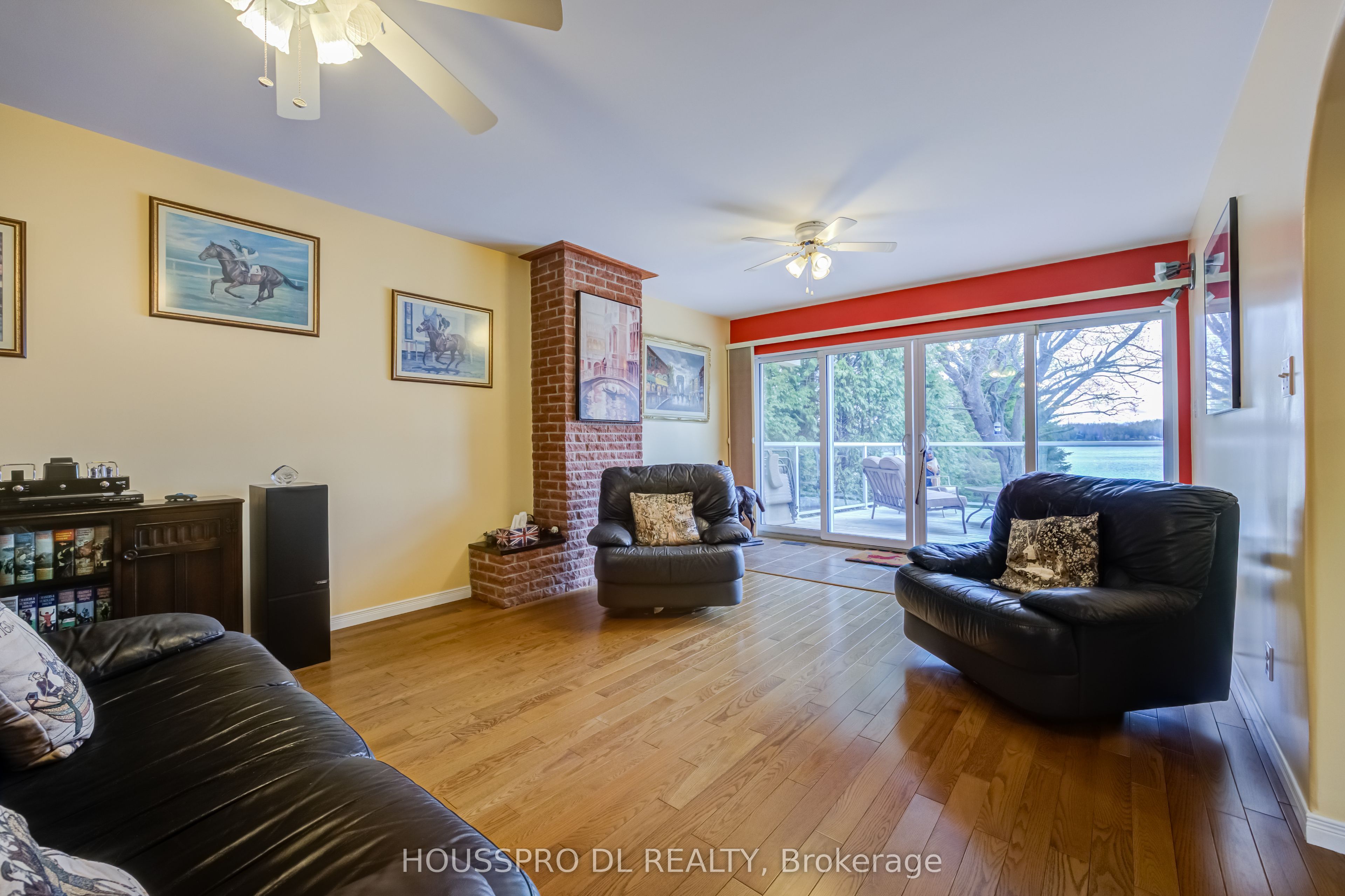 2683 Lakeshore Road E Property Photo 21