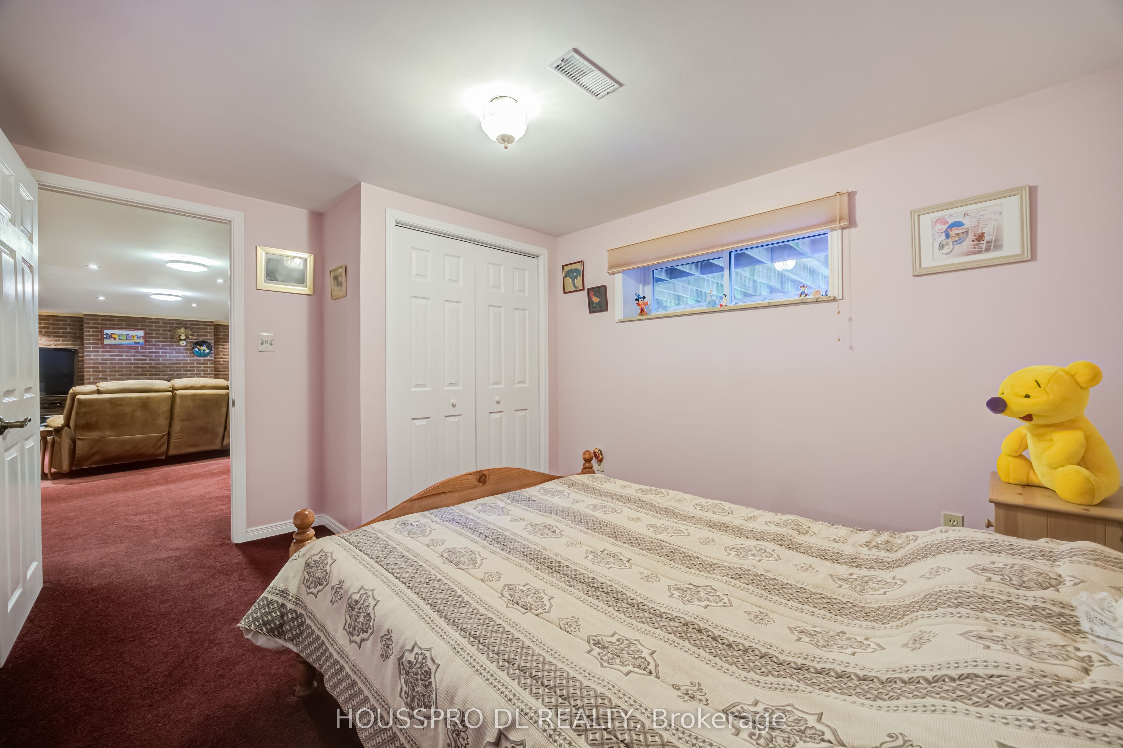 2683 Lakeshore Road E Property Photo 41