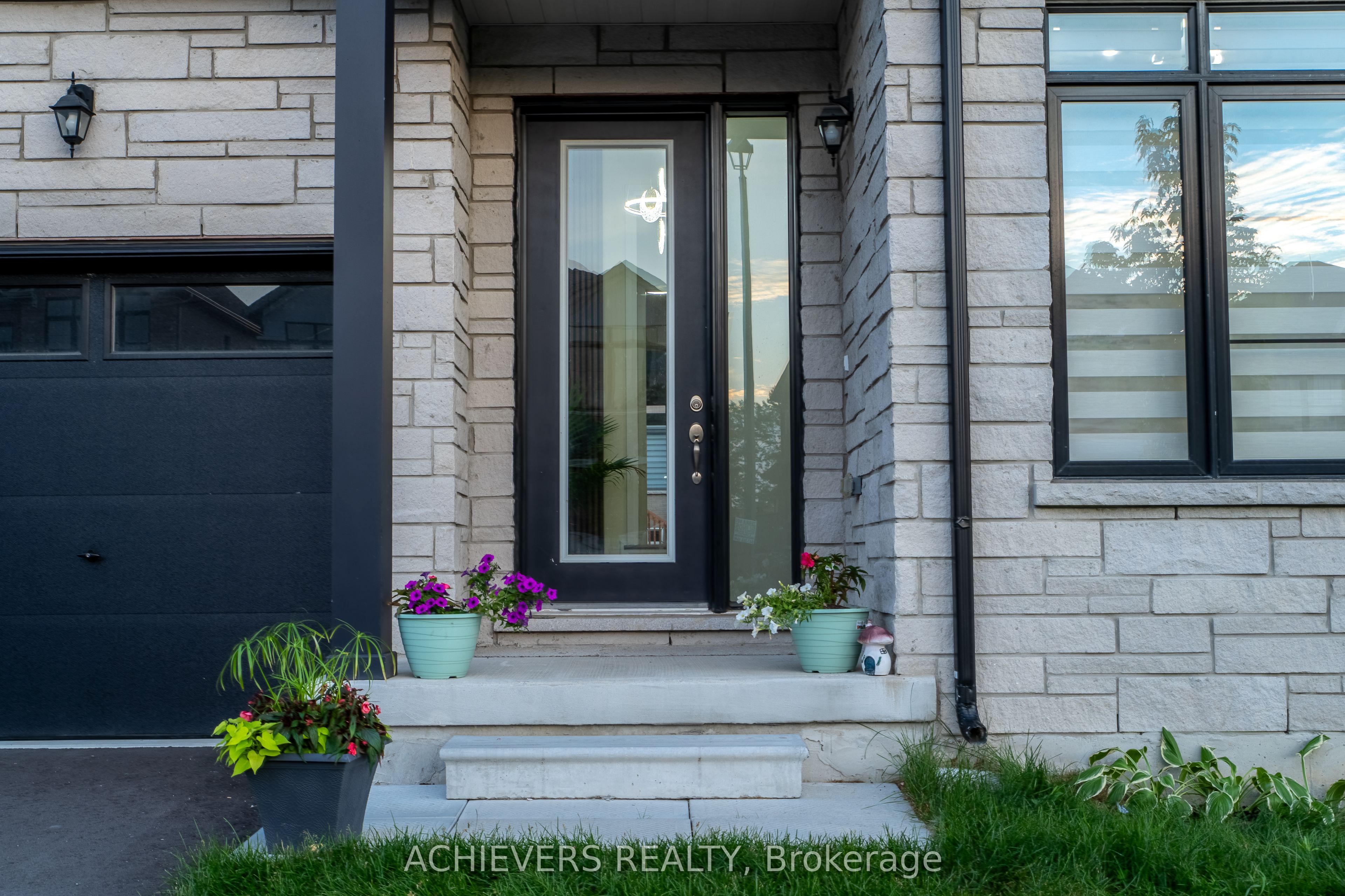 47 Daffodil Road Property Photo 3
