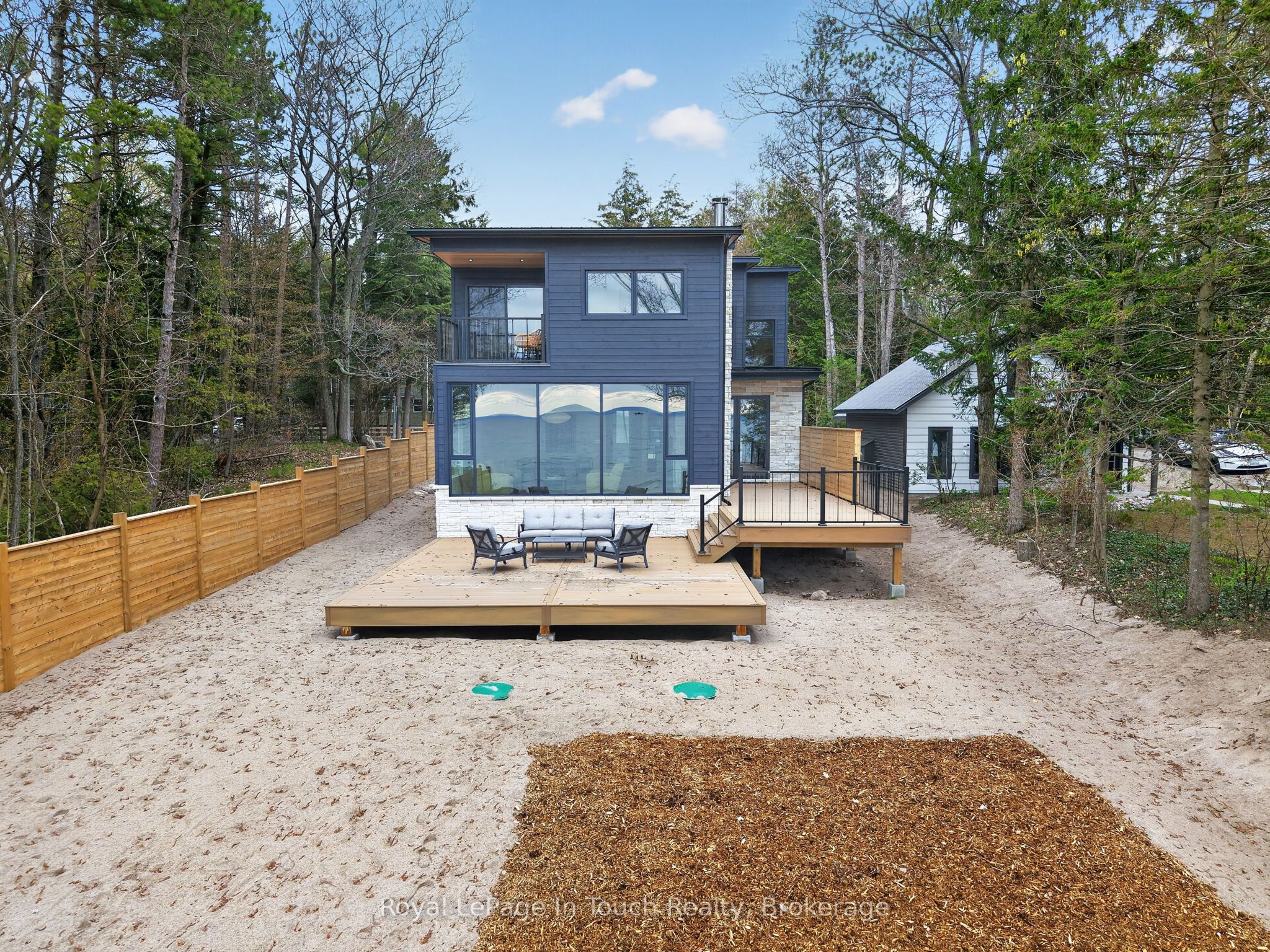 160 Tiny Beaches Road N Property Photo 45