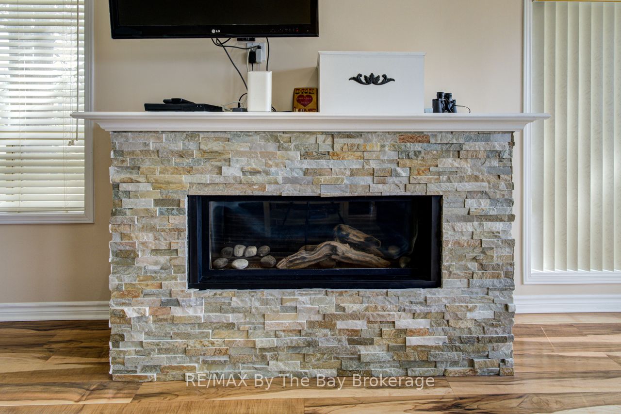 216 River Road E 1 Property Photo 17