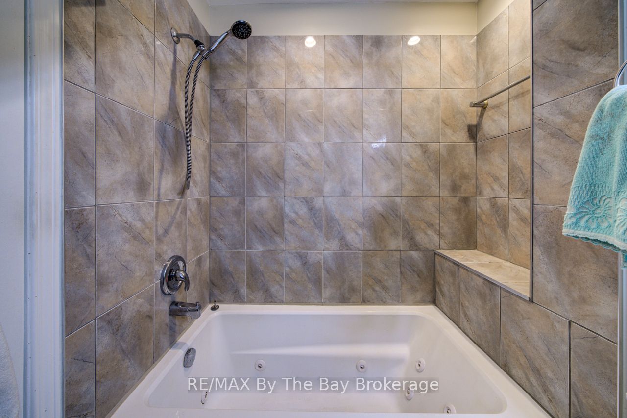 216 River Road E 1 Property Photo 31