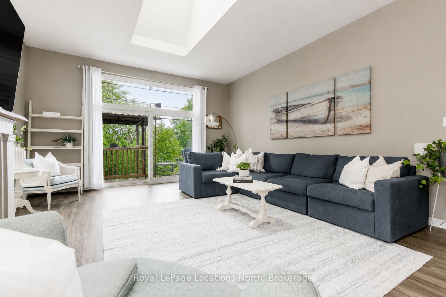 1094 River Road W Property Photo 10