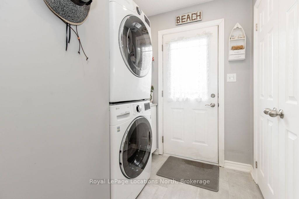 1094 River Road W Property Photo 16