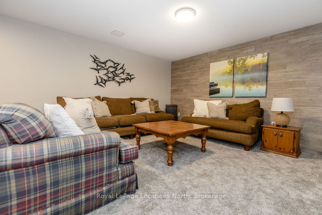 1094 River Road W Property Photo 28