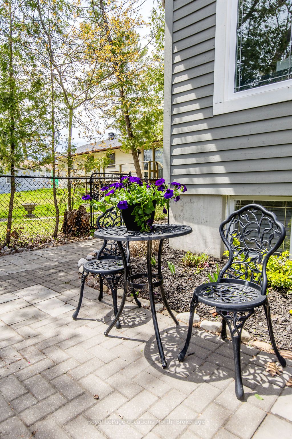 1094 River Road W Property Photo 38
