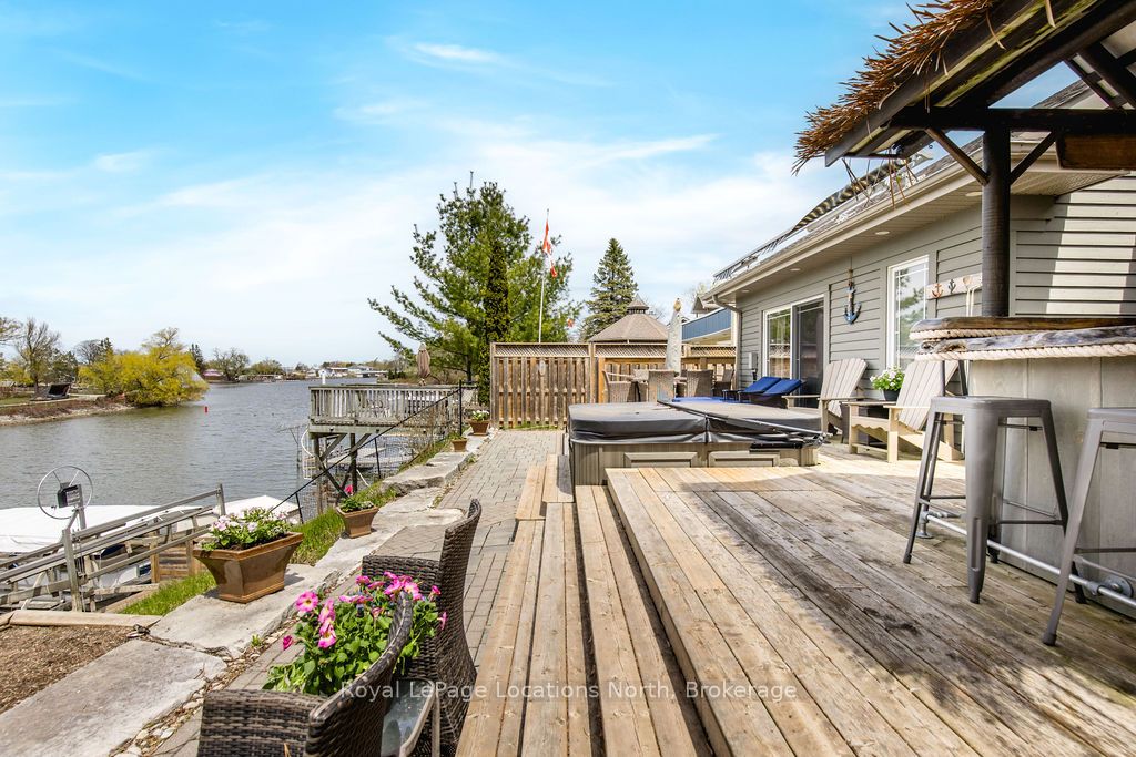 1094 River Road W Property Photo 39